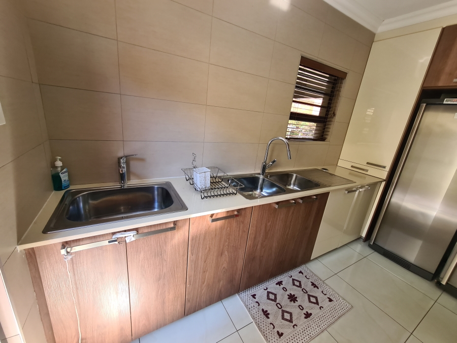 5 Bedroom Property for Sale in Maraldi Estate Free State